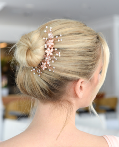 Bride wearing a hair comb