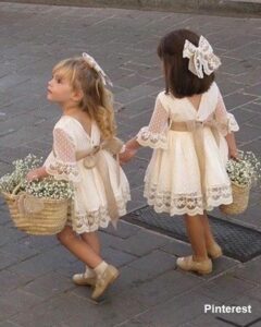 2 flower girl outfit ideas