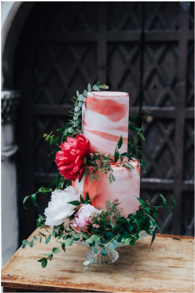 Viva Magenta two tier wedding cake via blog RockmyWeddingUK