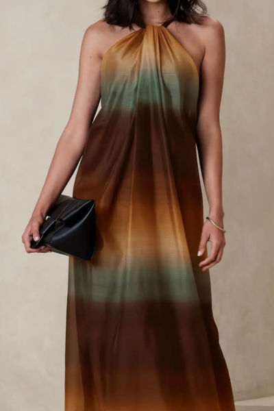 women wearing ombre colored maxi dress in Fall colors